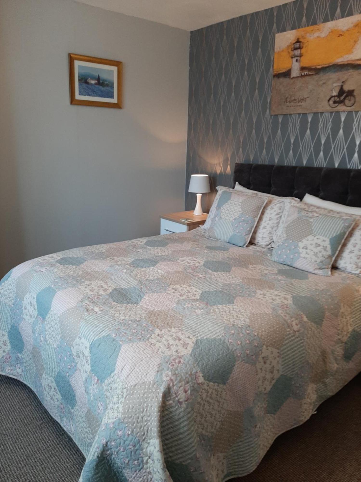 פיינטון Rosemead Guest House מראה חיצוני תמונה