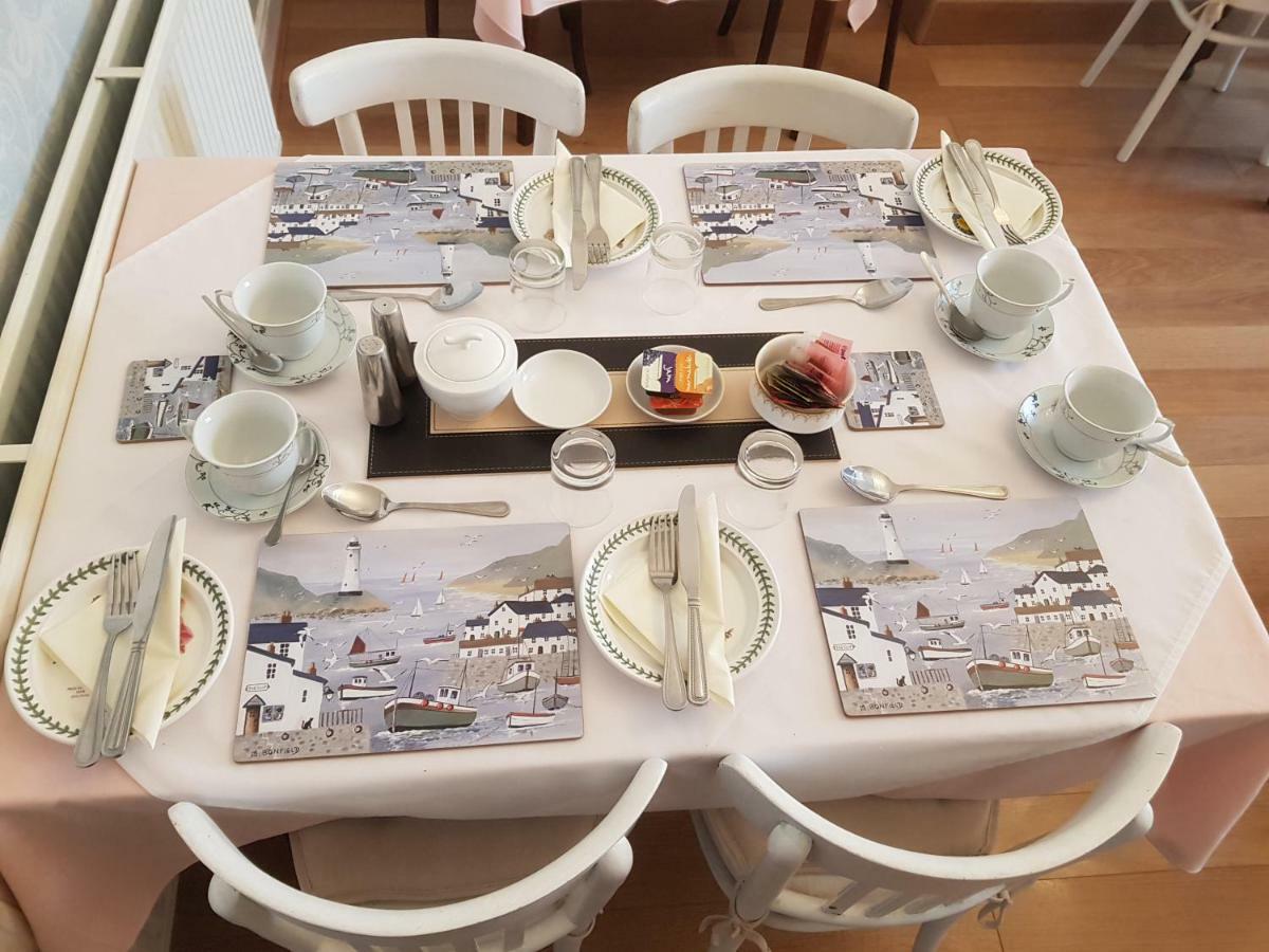 פיינטון Rosemead Guest House מראה חיצוני תמונה