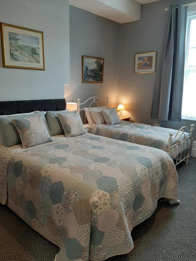 פיינטון Rosemead Guest House מראה חיצוני תמונה