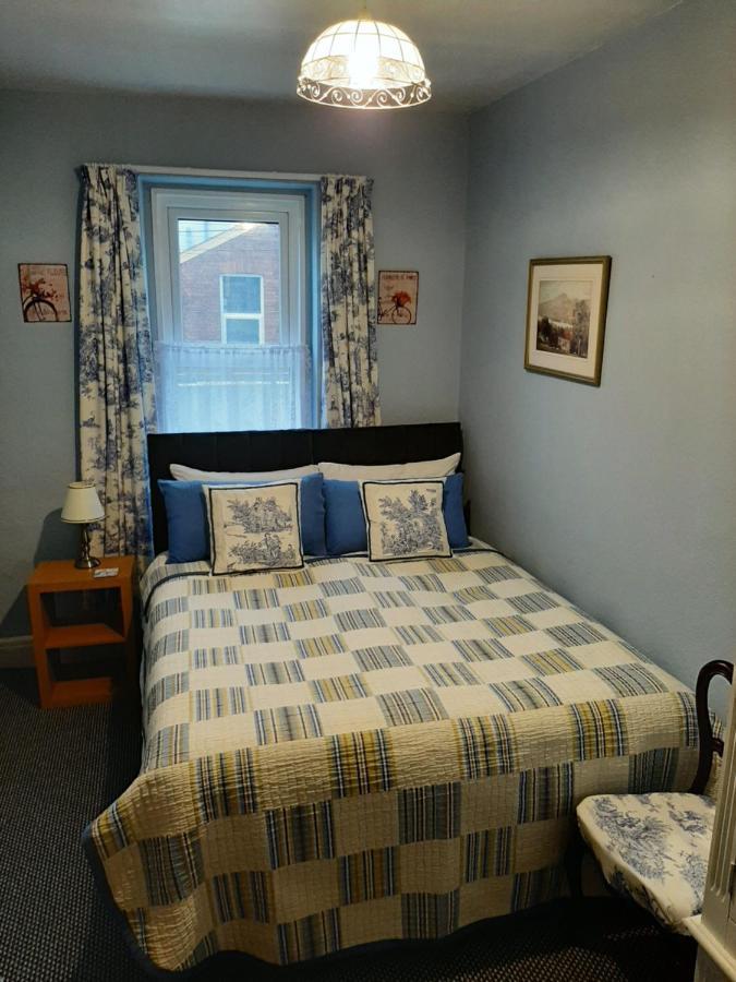 פיינטון Rosemead Guest House מראה חיצוני תמונה